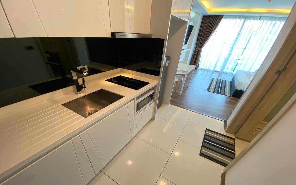 condo for rent Pattaya, Cheap condo for rent, Peak Towers for rent, Leading Pattaya Agency, Property Excellence