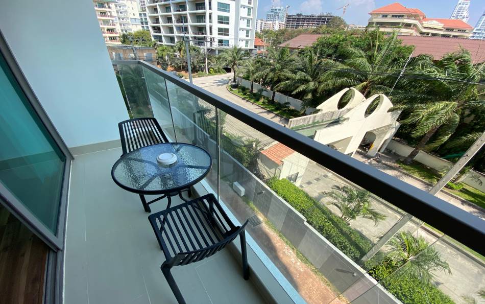 Cheap studio for sale Pattaya, condo for sale Pattaya, Cozy Beach condo for sale, Pratumnak condo for sale, Property excellence
