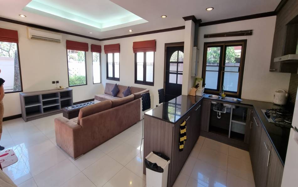 Family home for sale in Huay Yai, Baan Balina 1 house for sale, Pool villa in Huay Yai for sale