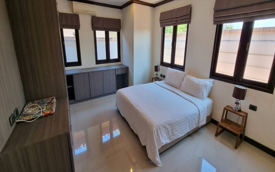 Family home for sale in Huay Yai, Baan Balina 1 house for sale, Pool villa in Huay Yai for sale