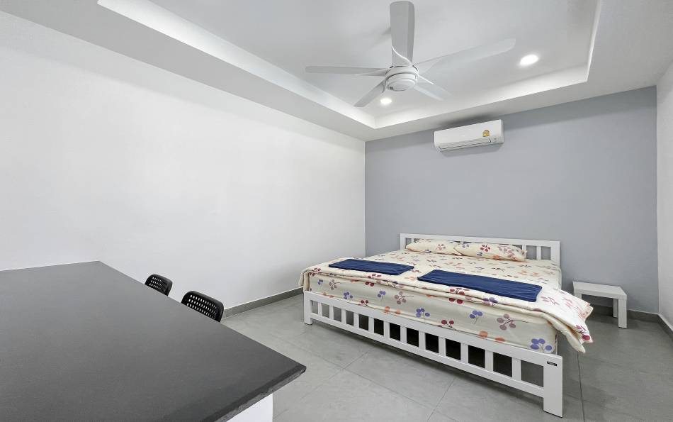 Chonburi, 5 Bedrooms Bedrooms, ,4 BathroomsBathrooms,House,For Rent,2033