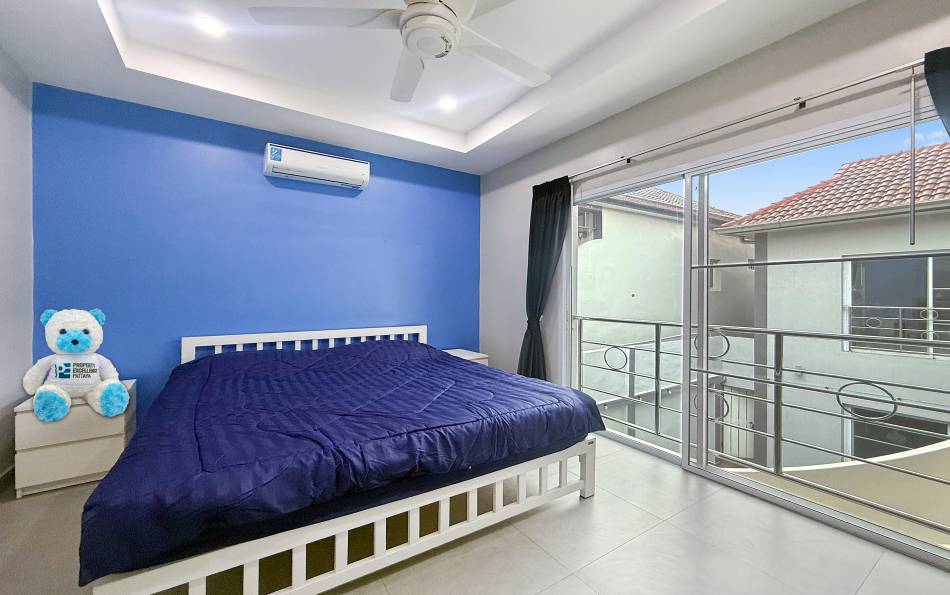 Pattaya, 5 Bedrooms Bedrooms, 0 ,4 BathroomsBathrooms,House,For Rent,0,2033