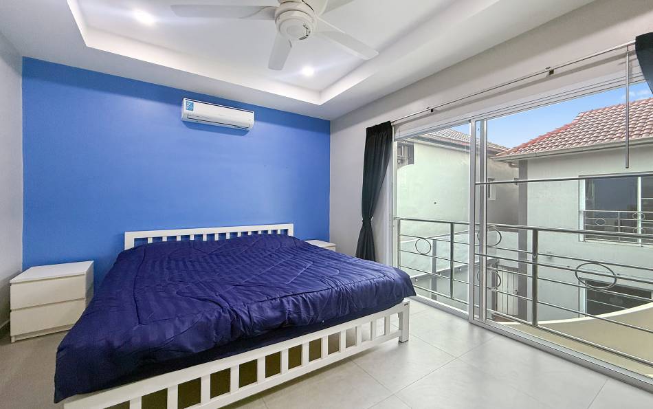 Pattaya, 5 Bedrooms Bedrooms, 0 ,4 BathroomsBathrooms,House,For Rent,0,2033