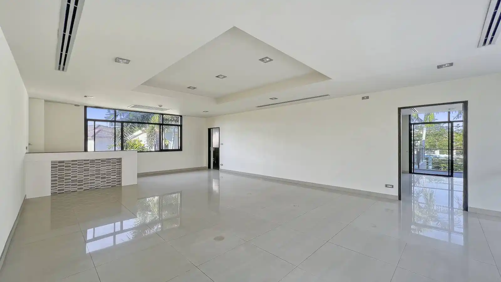 Pool villa for sale Pattaya, Pattaya house for sale, House not in village Pattaya, Pattaya Real Estate 