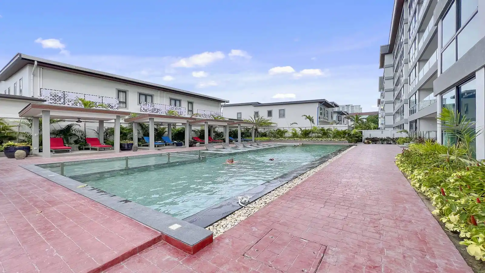 pool access condo for sale, 3 bedroom condo in Jomtien for sale, Jomtien condo for sale, Serenity Jomtien for sale, Jomtien Real Estate Agency