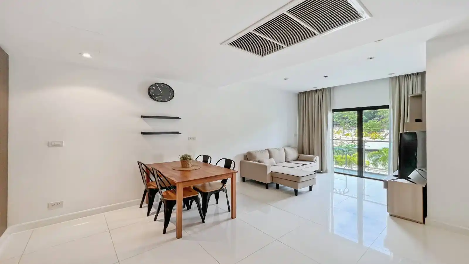 Condo for rent in The Axis Pattaya, 2 bedroom condo for rent Pattaya, Pattaya Property, Property Excellence, Pattaya Rental Agency