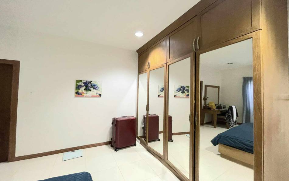 Pattaya, 3 Bedrooms Bedrooms, ,2 BathroomsBathrooms,House,For Sale,2132