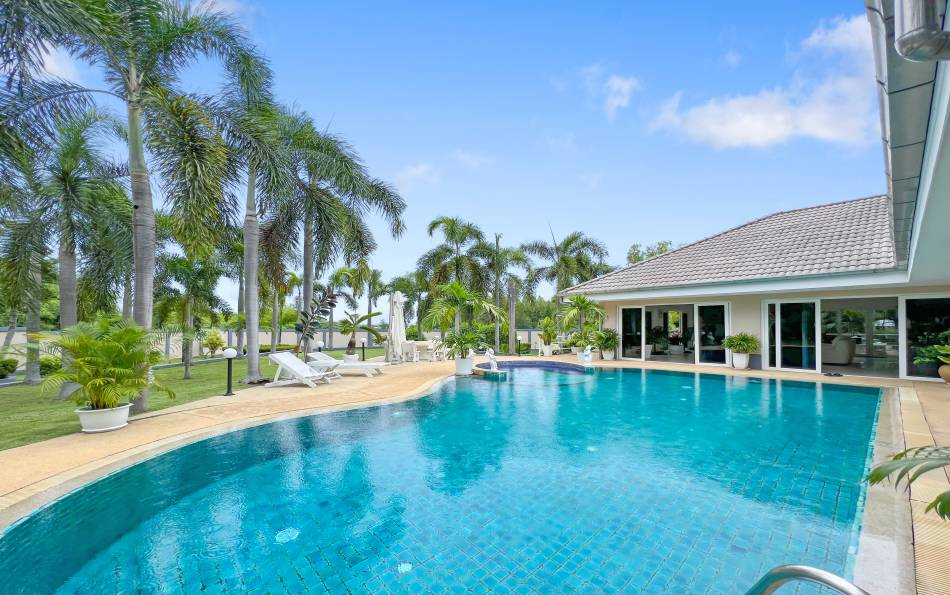 Investment opportunity Pattaya, Luxury house house for sale, prime land for sale, land for development Pattaya, Property Excellence