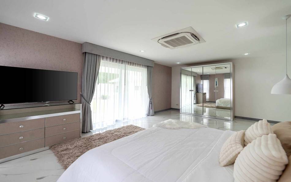Pattaya, Pattaya, 5 Bedrooms Bedrooms, ,6 BathroomsBathrooms,House,For Sale,2135