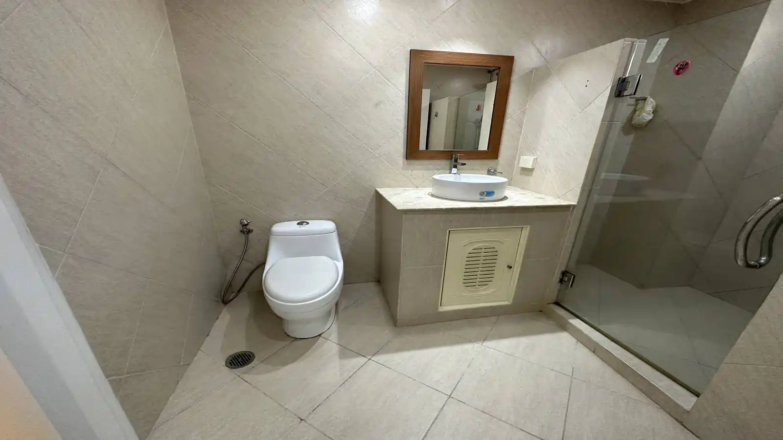 Condo for sale on Pratumnak, Executive Residence 4 condo for sale, ground floor condo for sale in Pattaya, Pratumnak condo for sale, Property Excellence