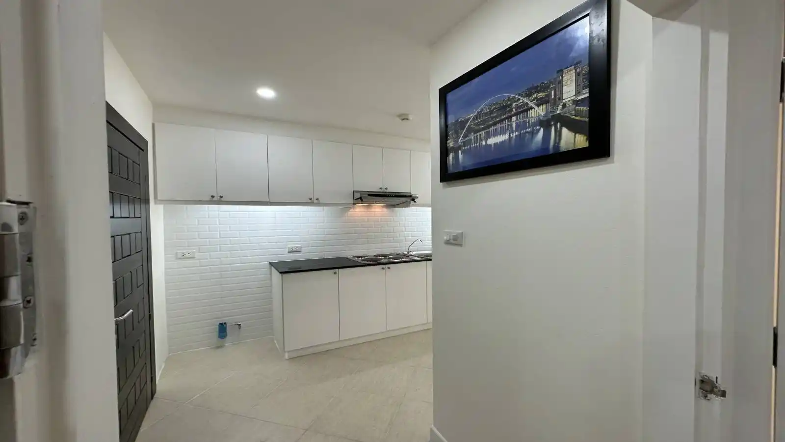 Condo for sale on Pratumnak, Executive Residence 4 condo for sale, ground floor condo for sale in Pattaya, Pratumnak condo for sale, Property Excellence