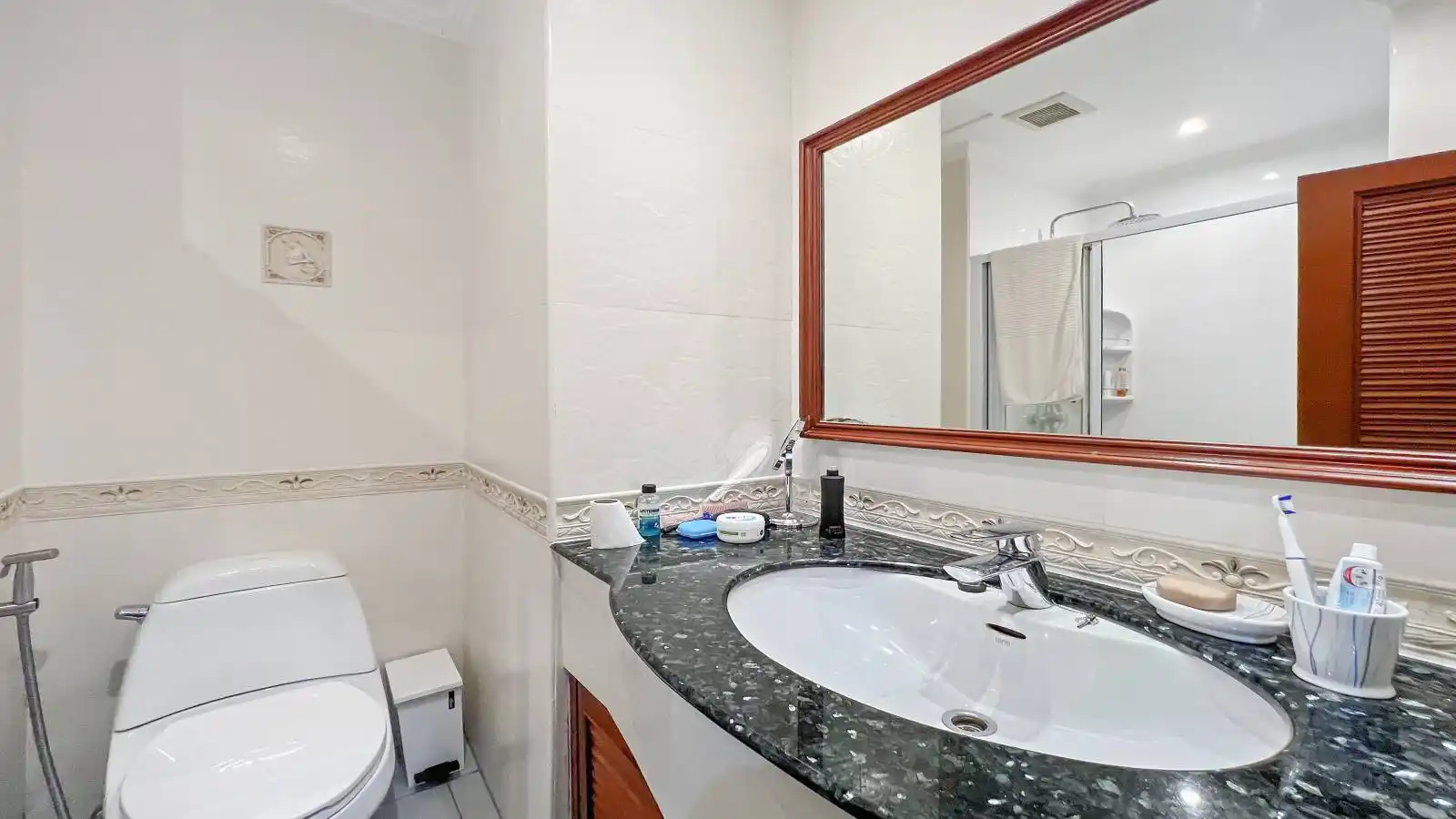 View Talay 3 condo for sale, studio for sale in View Talay 3A, condo for sale on Pratumnak, Property Excellence, View Talay real estate agent