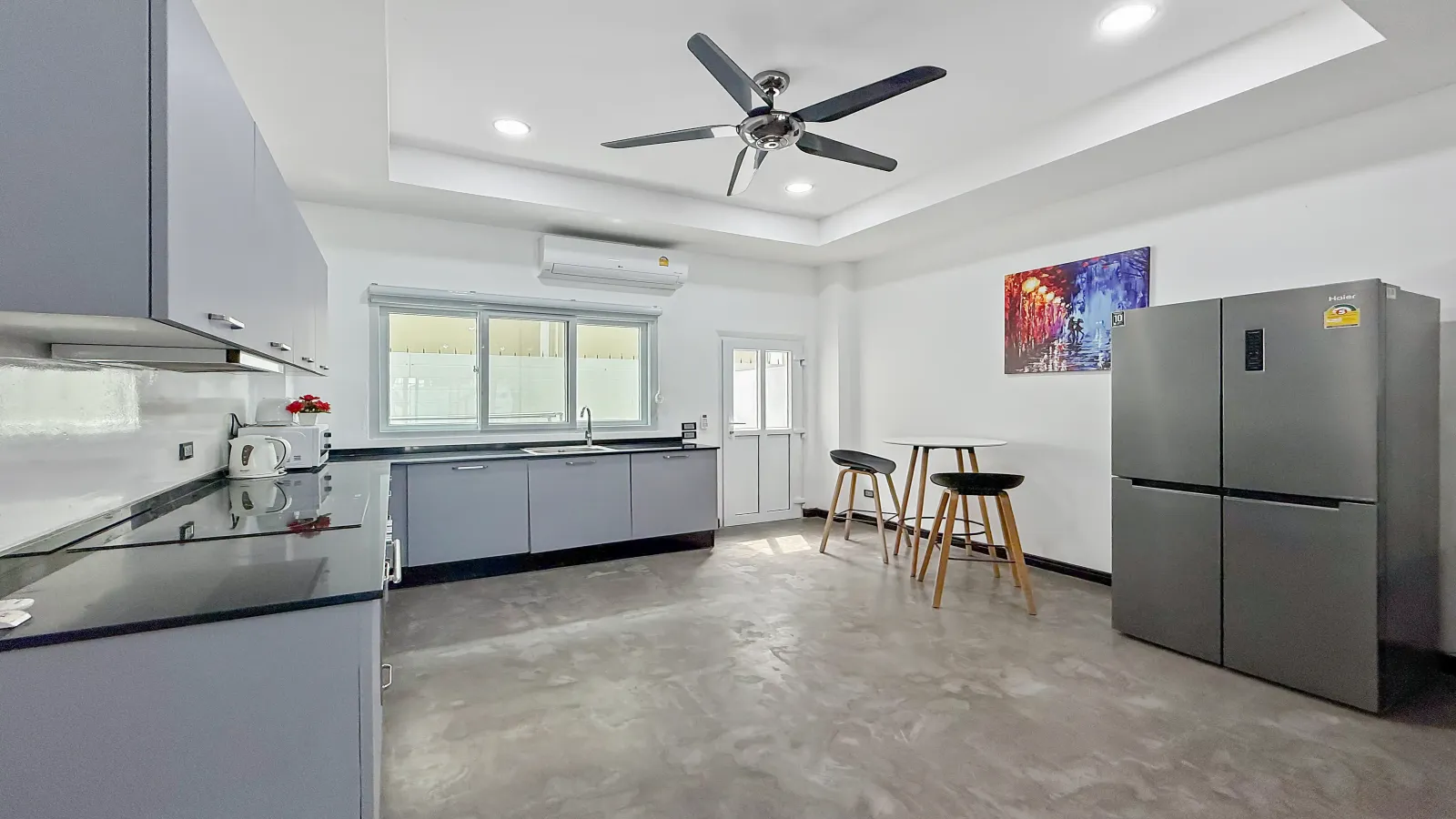 Pattaya, 4 Bedrooms Bedrooms, 0 ,2 BathroomsBathrooms,House,For Rent,0,2168