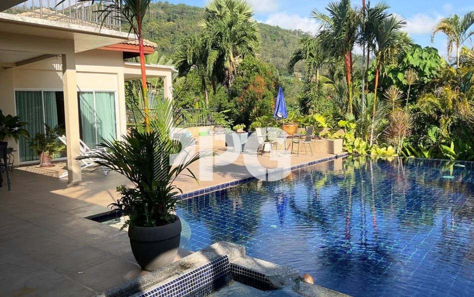 Phuket, 4 Bedrooms Bedrooms, ,5 BathroomsBathrooms,House,For Sale,2194