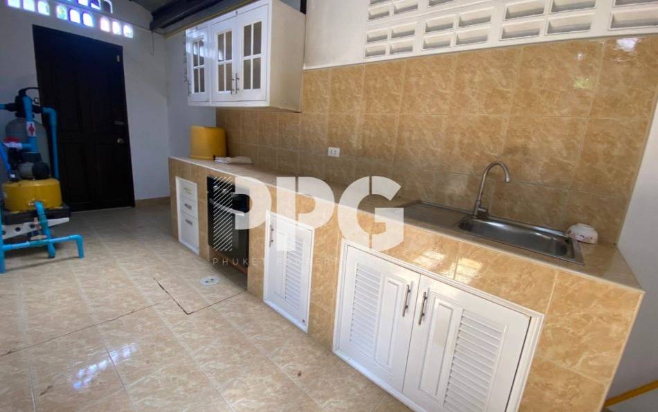 Phuket, 3 Bedrooms Bedrooms, ,3 BathroomsBathrooms,House,For Sale,2198