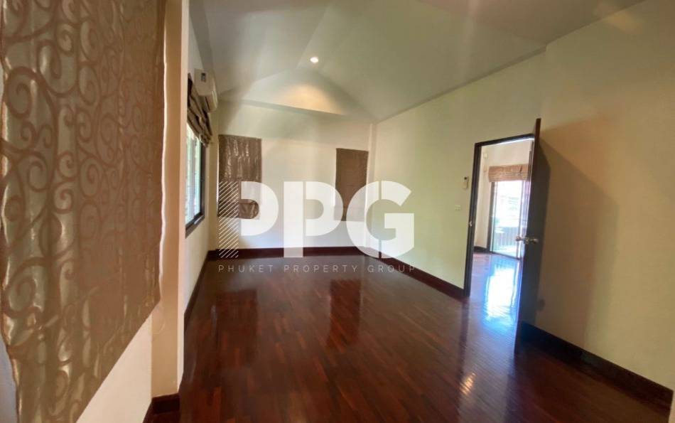 Phuket, 3 Bedrooms Bedrooms, ,3 BathroomsBathrooms,House,For Sale,2198