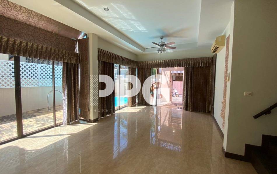 Phuket, 3 Bedrooms Bedrooms, ,3 BathroomsBathrooms,House,For Sale,2198