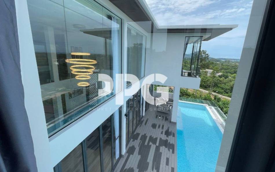 Phuket, 4 Bedrooms Bedrooms, ,5 BathroomsBathrooms,House,For Sale,2206