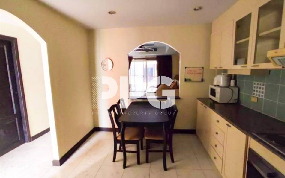 Phuket, 2 Bedrooms Bedrooms, ,1 BathroomBathrooms,Condo,For Sale,2210