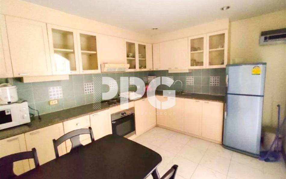 Phuket, 2 Bedrooms Bedrooms, ,1 BathroomBathrooms,Condo,For Sale,2210