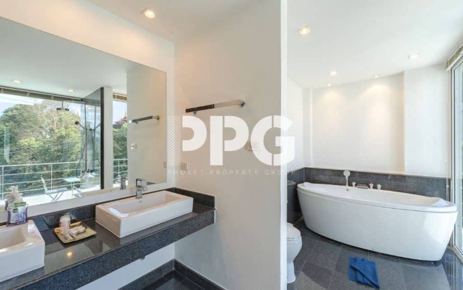 Phuket, 4 Bedrooms Bedrooms, ,5 BathroomsBathrooms,House,For Sale,2217