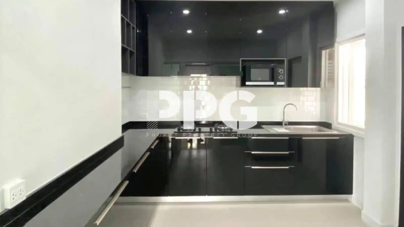 Phuket, 3 Bedrooms Bedrooms, ,2 BathroomsBathrooms,House,For Sale,2220