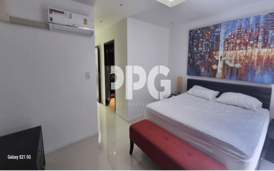 Phuket, 3 Bedrooms Bedrooms, ,35 BathroomsBathrooms,House,For Sale,2228