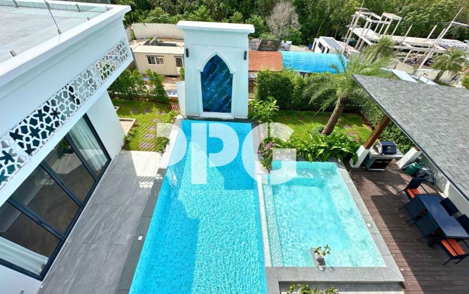 Phuket, 4 Bedrooms Bedrooms, ,42 BathroomsBathrooms,House,For Sale,2232