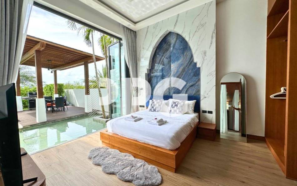 Phuket, 4 Bedrooms Bedrooms, ,42 BathroomsBathrooms,House,For Sale,2232