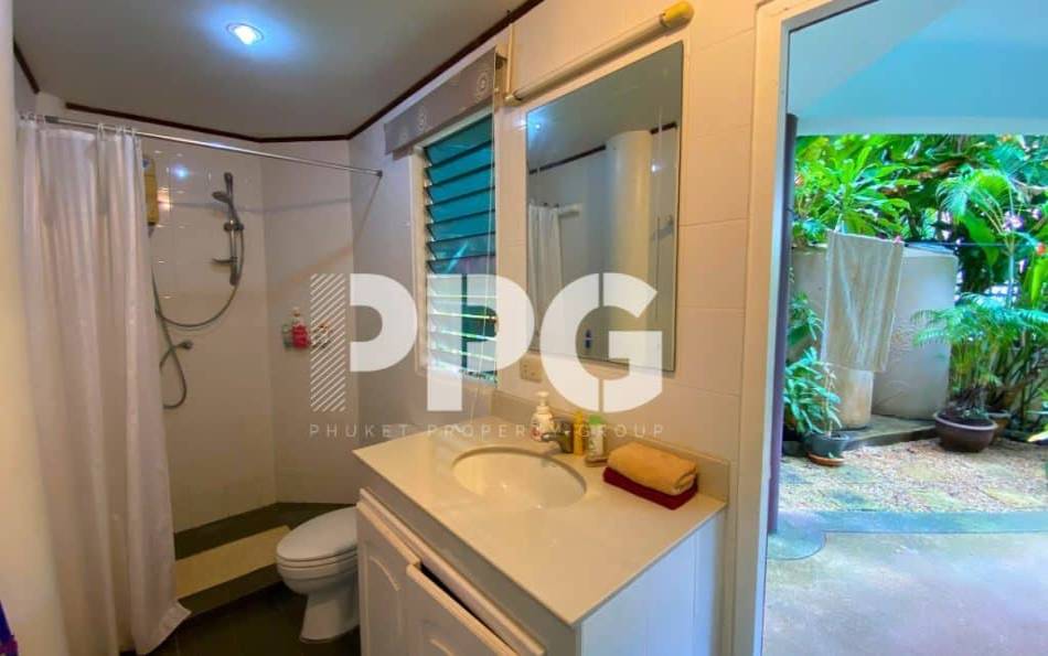 Phuket, 3 Bedrooms Bedrooms, ,3 BathroomsBathrooms,House,For Sale,2237