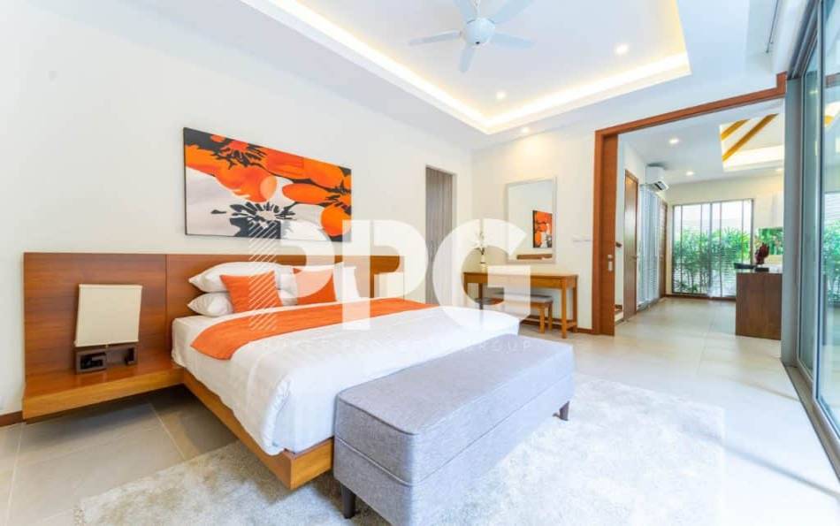 Phuket, 3 Bedrooms Bedrooms, ,3 BathroomsBathrooms,House,For Sale,2244