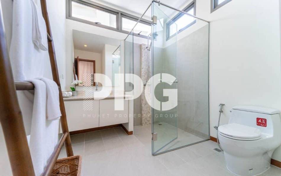 Phuket, 3 Bedrooms Bedrooms, ,3 BathroomsBathrooms,House,For Sale,2244