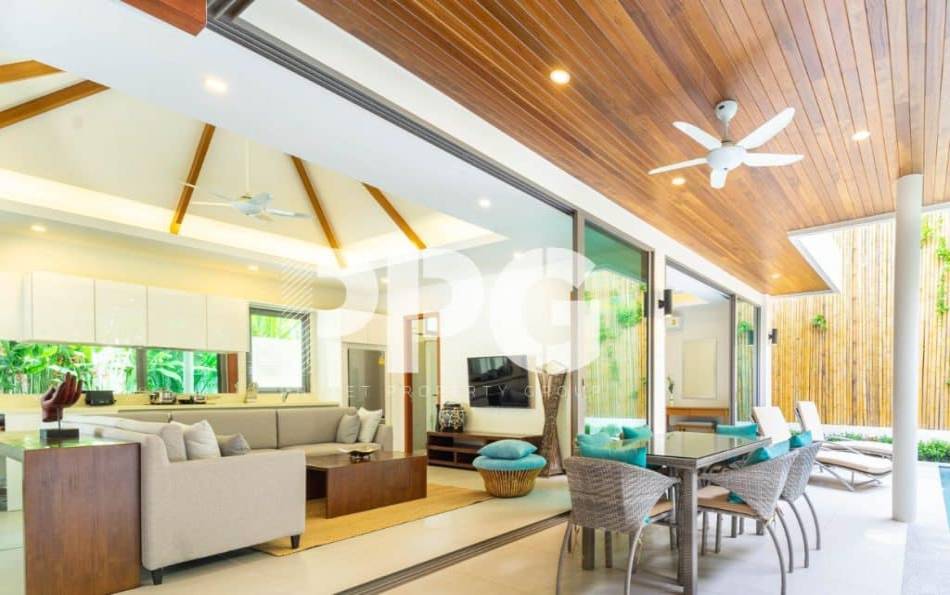 Phuket, 3 Bedrooms Bedrooms, ,3 BathroomsBathrooms,House,For Sale,2244