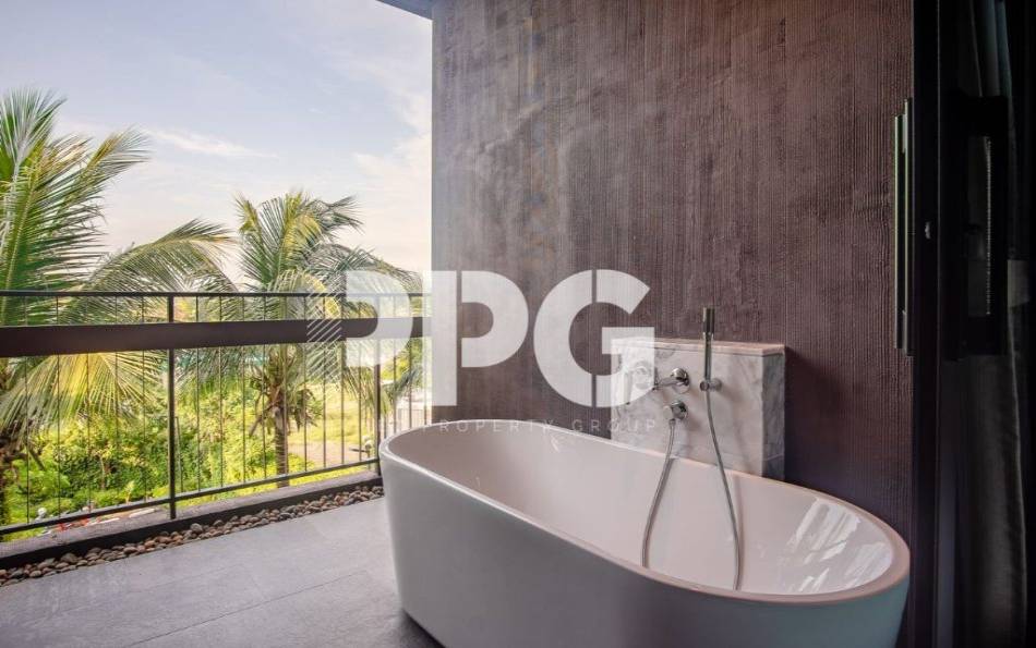 Phuket, 2 Bedrooms Bedrooms, ,2 BathroomsBathrooms,Condo,For Sale,2275