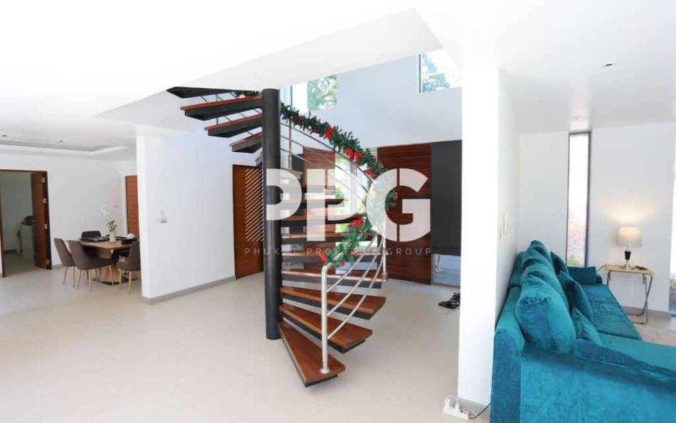 Phuket, 3 Bedrooms Bedrooms, ,4 BathroomsBathrooms,House,For Sale,2283