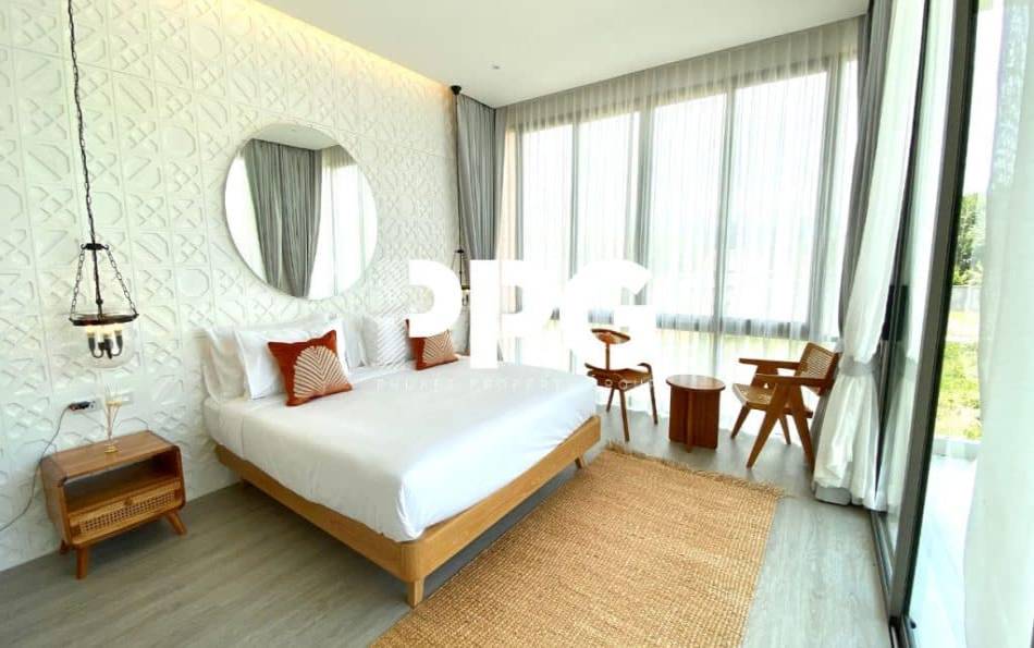 Phuket, 3 Bedrooms Bedrooms, ,4 BathroomsBathrooms,House,For Sale,2296