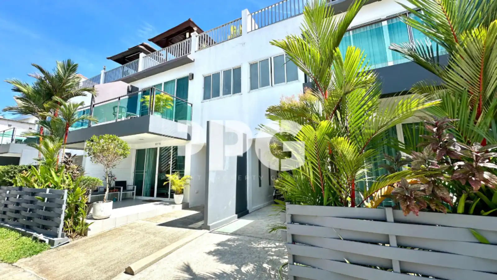 Phuket, 2 Bedrooms Bedrooms, ,21 BathroomsBathrooms,House,SOLD,2298