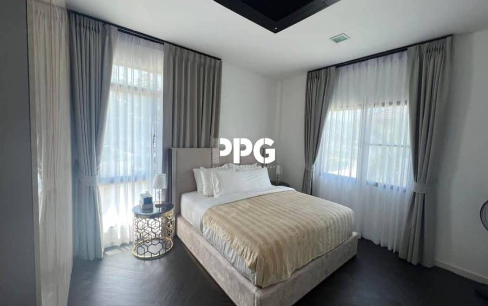 Phuket, 3 Bedrooms Bedrooms, ,3 BathroomsBathrooms,House,For Sale,2299