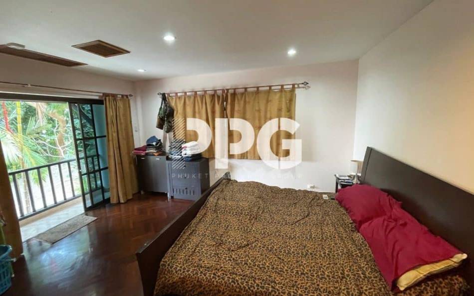 Phuket, 2 Bedrooms Bedrooms, ,3 BathroomsBathrooms,House,For Sale,2304