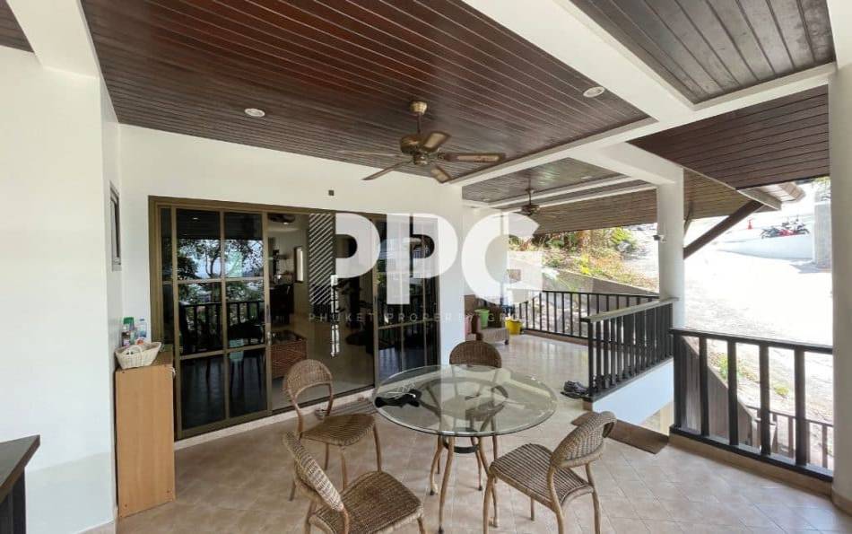 Phuket, 2 Bedrooms Bedrooms, ,3 BathroomsBathrooms,House,For Sale,2304