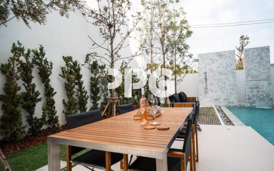 Phuket, 3 Bedrooms Bedrooms, ,4 BathroomsBathrooms,House,For Sale,2311