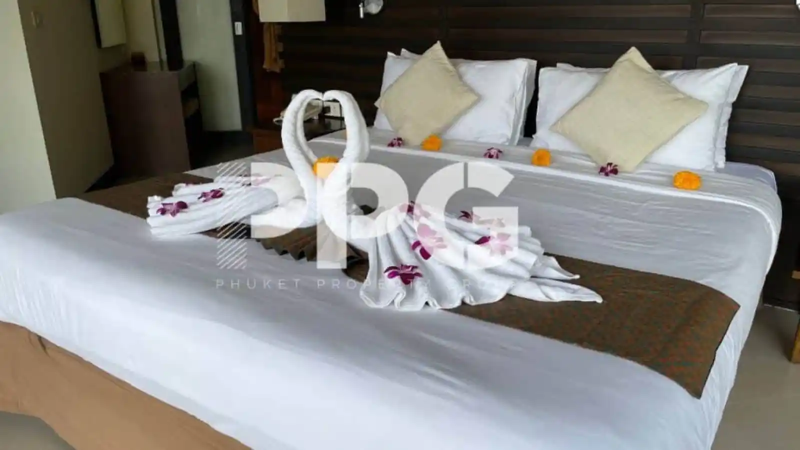 Phuket, 4 Bedrooms Bedrooms, ,6 BathroomsBathrooms,House,For Sale,2313