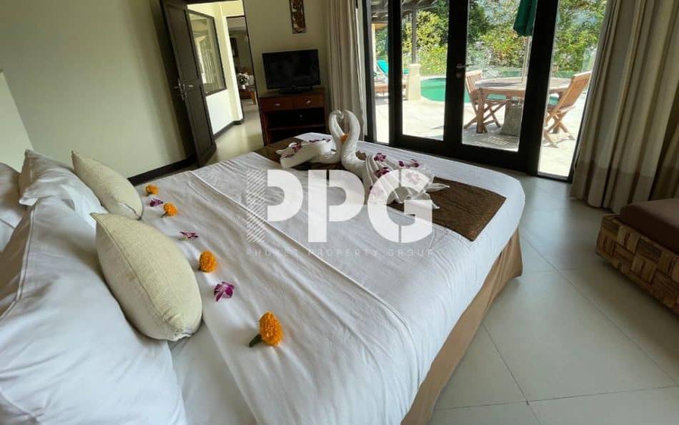 Phuket, 4 Bedrooms Bedrooms, ,6 BathroomsBathrooms,House,For Sale,2313