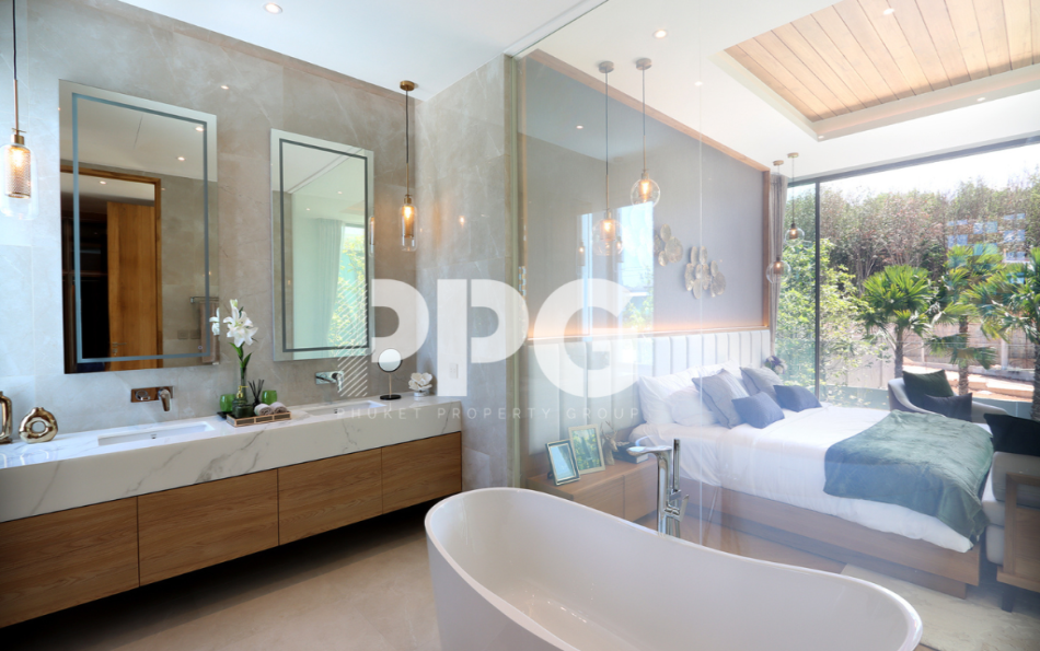 Phuket, 4 Bedrooms Bedrooms, ,5 BathroomsBathrooms,House,For Sale,2337