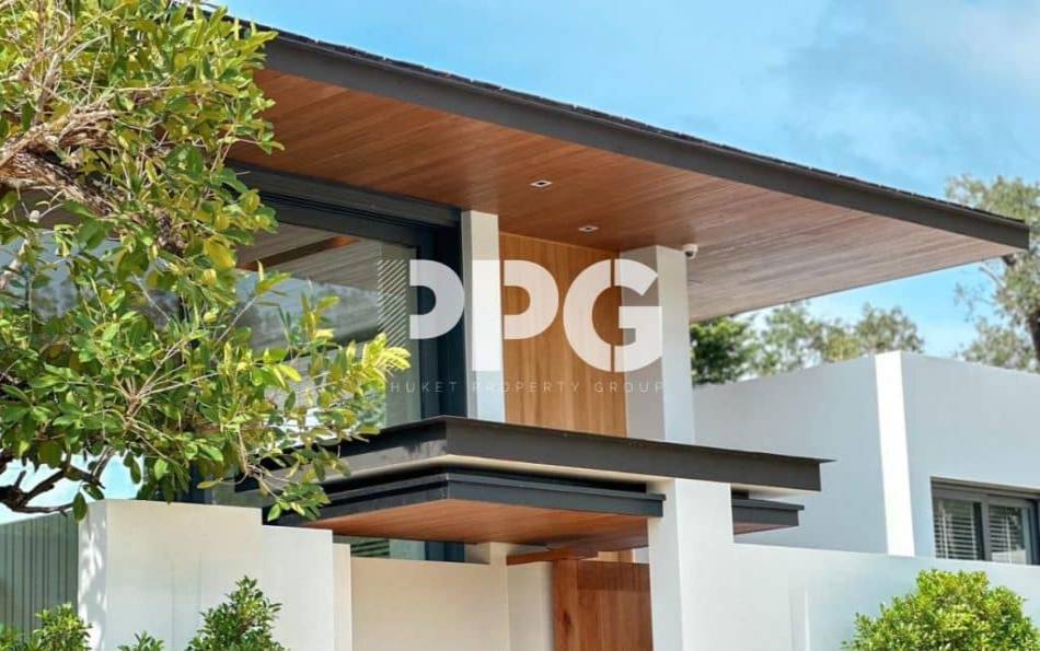 Phuket, 4 Bedrooms Bedrooms, ,5 BathroomsBathrooms,House,For Sale,2369