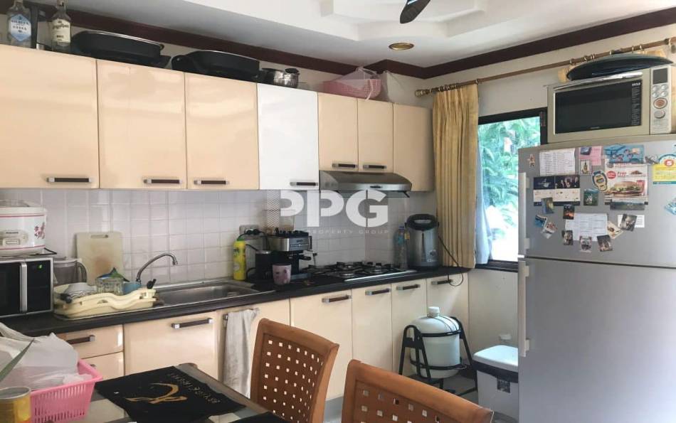 Phuket, 3 Bedrooms Bedrooms, ,3 BathroomsBathrooms,House,For Sale,2380