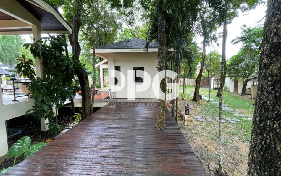 Phuket, 4 Bedrooms Bedrooms, ,5 BathroomsBathrooms,House,For Sale,2403