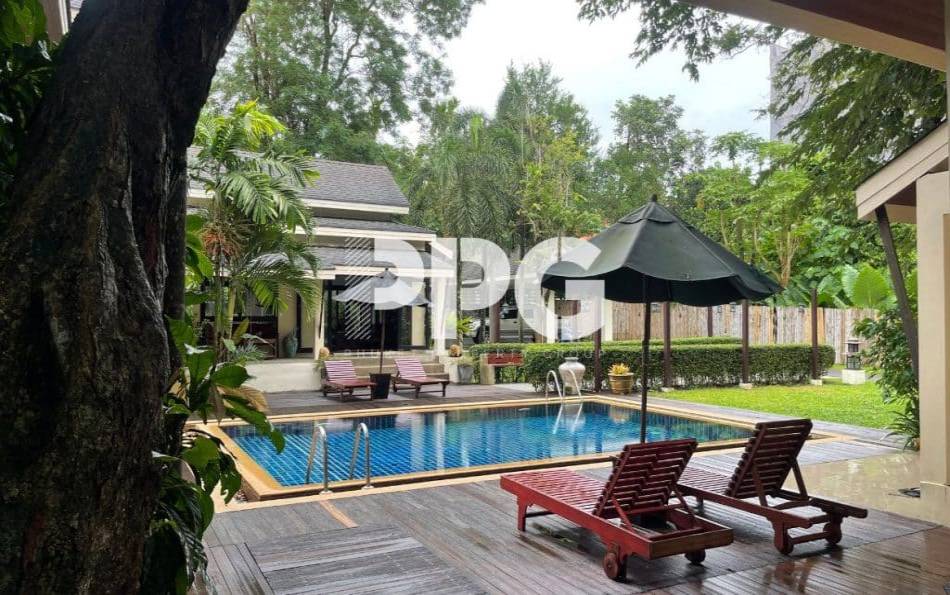 Phuket, 4 Bedrooms Bedrooms, ,5 BathroomsBathrooms,House,For Sale,2403