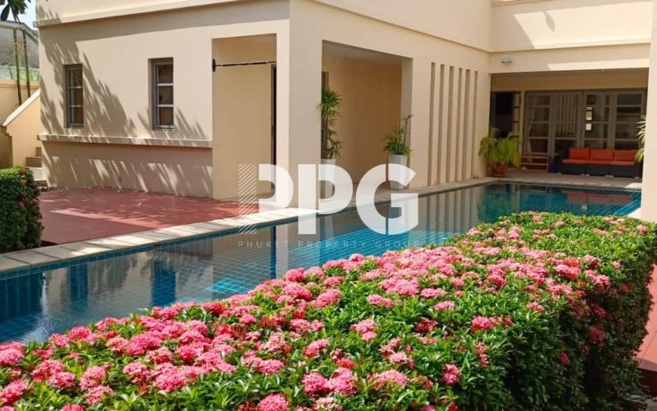 Phuket, 4 Bedrooms Bedrooms, ,4 BathroomsBathrooms,House,For Sale,2404