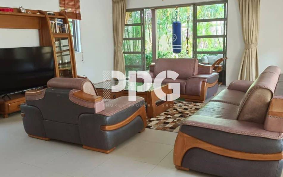 Phuket, 4 Bedrooms Bedrooms, ,4 BathroomsBathrooms,House,For Sale,2404